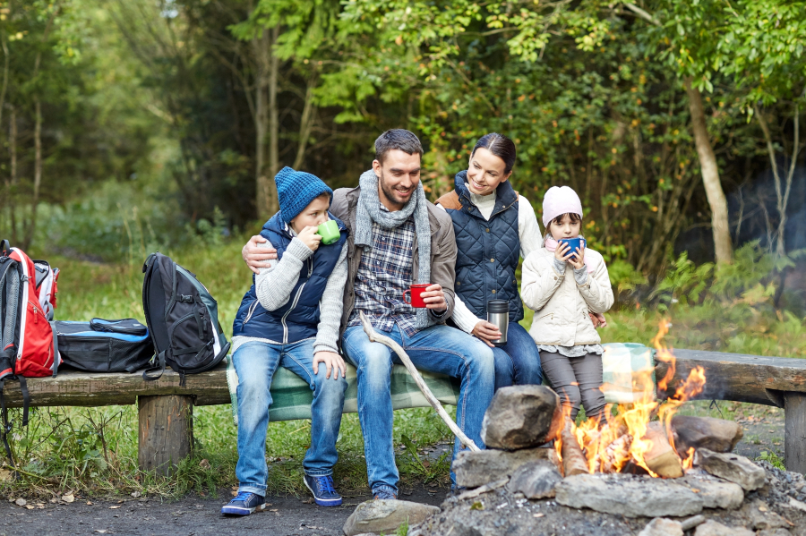 famille au camping 5 etoiles proche La Palmyre