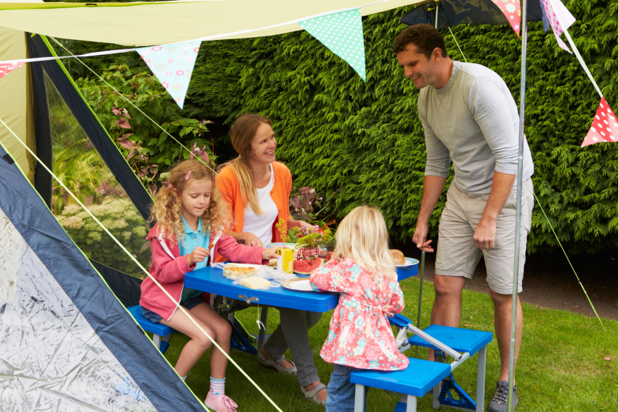 famille au camping famille Dordogne